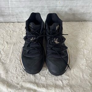 Nike Black and Gold Athletic Shoes(A226)